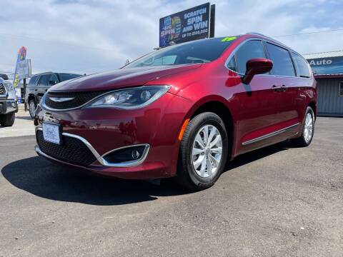 2019 Chrysler Pacifica for sale at MAGIC AUTO SALES, LLC in Nampa ID