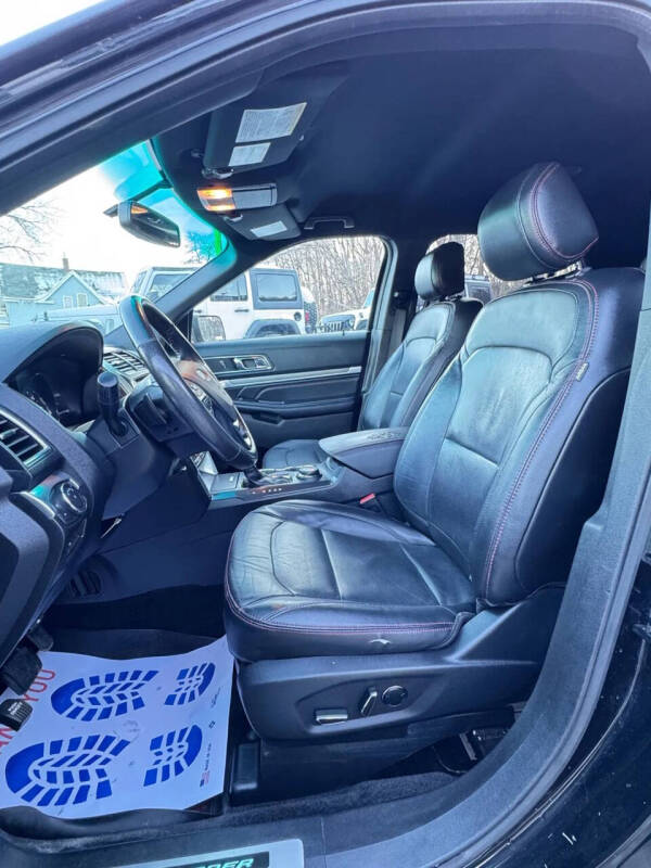 2016 Ford Explorer Sport