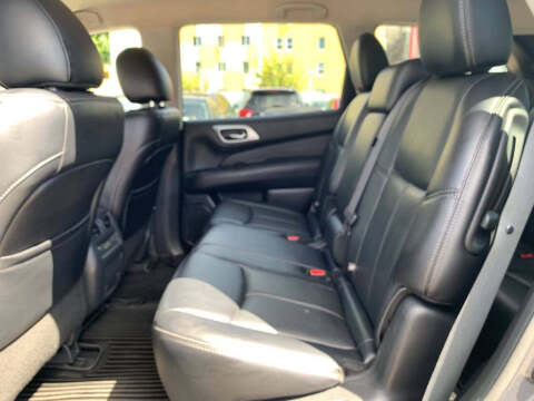 2014 Nissan Pathfinder SL