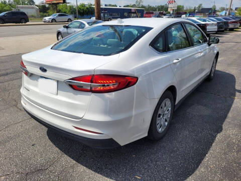 2020 Ford Fusion S