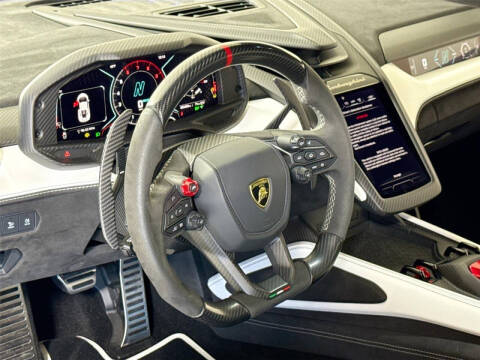 2024 Lamborghini Revuelto