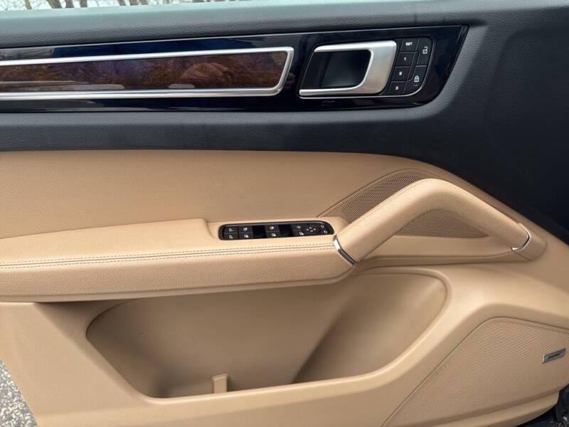 2022 Porsche Cayenne