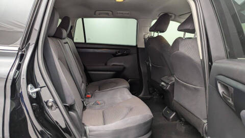 2021 Toyota Highlander L