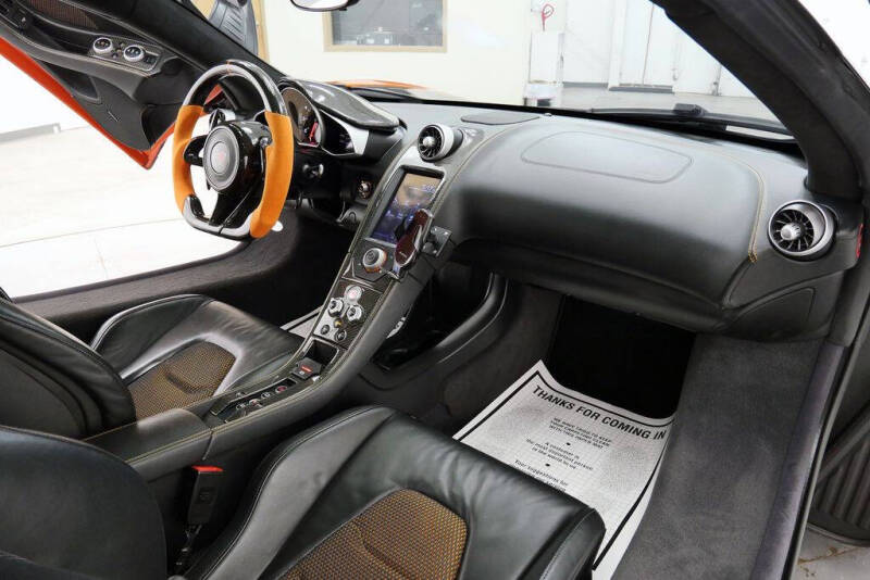 2012 McLaren MP4-12C