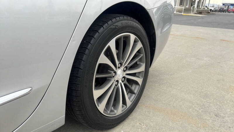 2017 Buick LaCrosse Essence