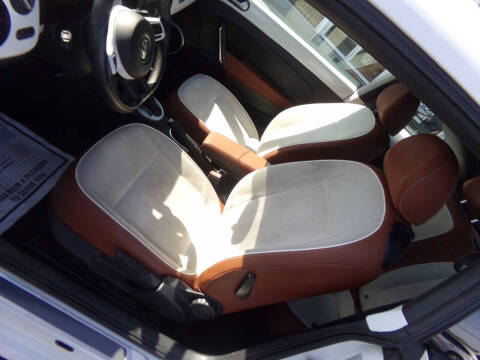 2015 Volkswagen Beetle 1.8T Classic PZEV