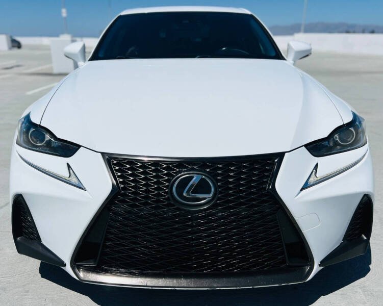2017 Lexus IS 200t