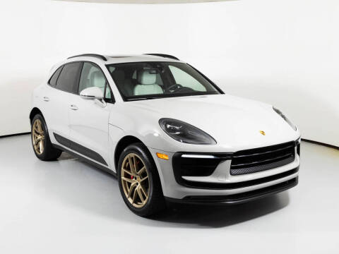 2022 Porsche Macan S