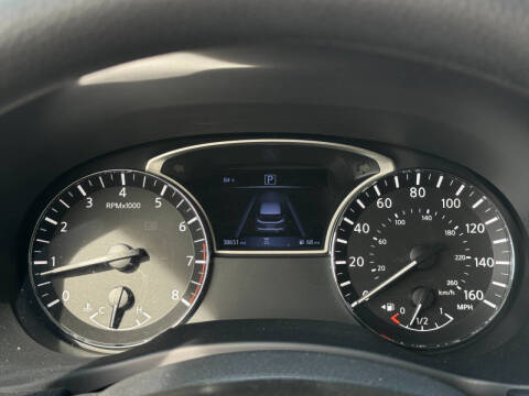 2020 Nissan Pathfinder S