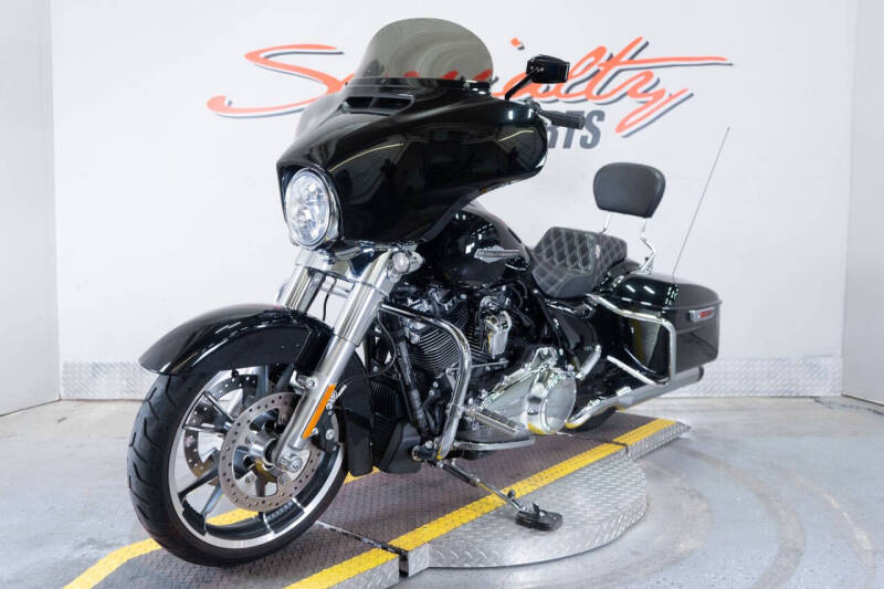 2021 Harley-Davidson Street Glide