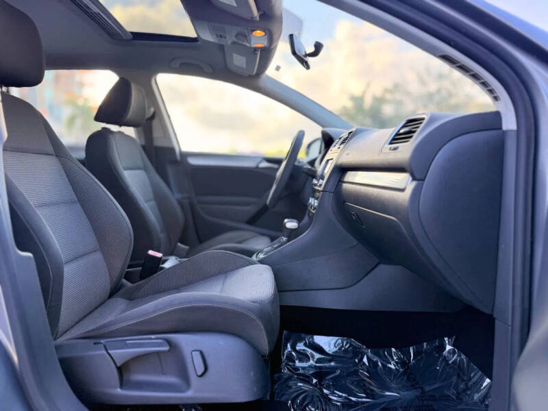 2011 Volkswagen Golf 2.5L