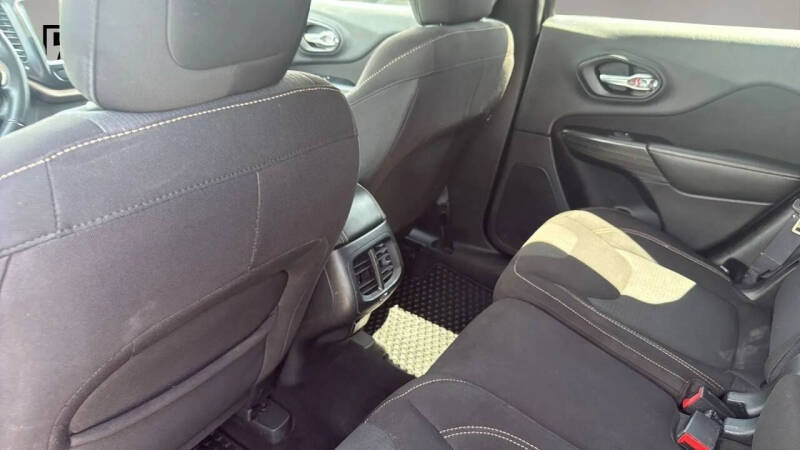 2016 Jeep Cherokee