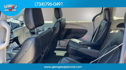 2024 Chrysler Pacifica Touring L