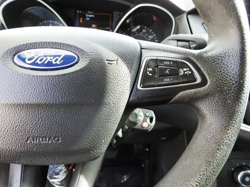 2017 Ford Focus  - $7,900