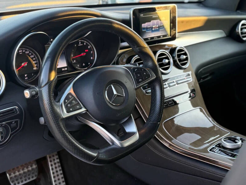 2018 Mercedes-Benz GLC GLC 300