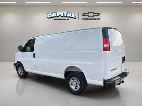 2025 Chevrolet Express 2500