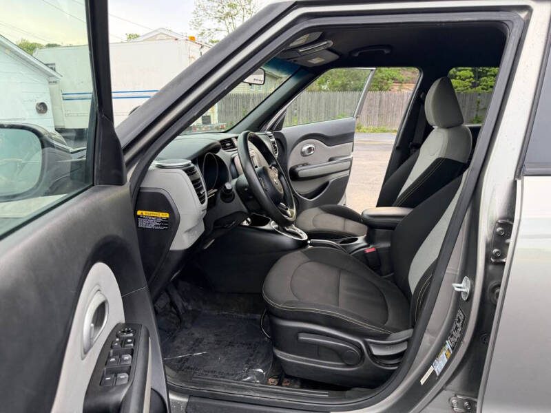 2014 Kia Soul +