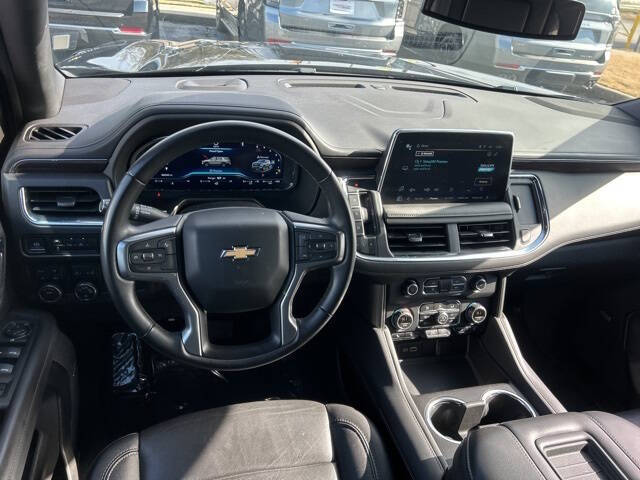 2024 Chevrolet Suburban LT