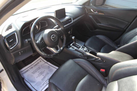2015 Mazda MAZDA3 s Touring