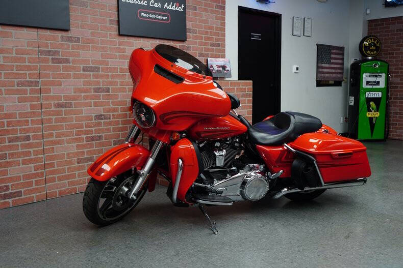 2017 Harley-Davidson Street Glide Special
