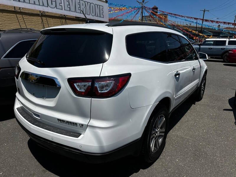 2016 Chevrolet Traverse LT