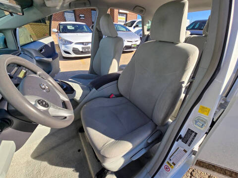 2010 Toyota Prius III