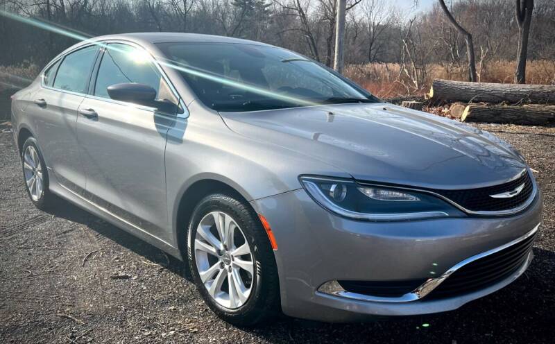 2015 Chrysler 200 for sale at GABBY'S AUTO SALES in Valparaiso IN