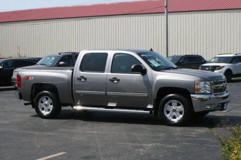 2013 Chevrolet Silverado 1500 for sale at Champion Motor Cars in Machesney Park IL