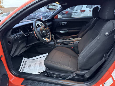 2016 Ford Mustang V6