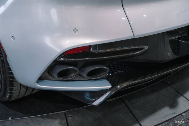 2019 Aston Martin DBS Superleggera