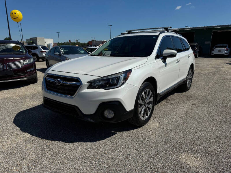 2019 Subaru Outback Touring photo 4