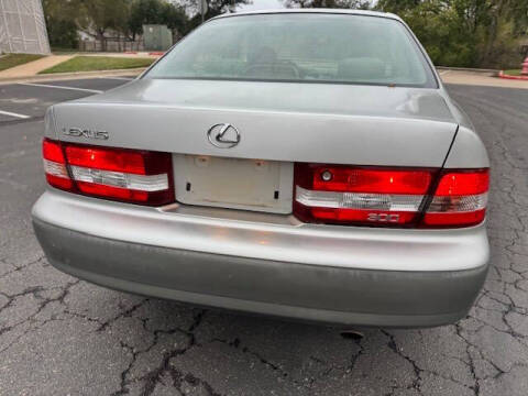 2001 Lexus ES 300