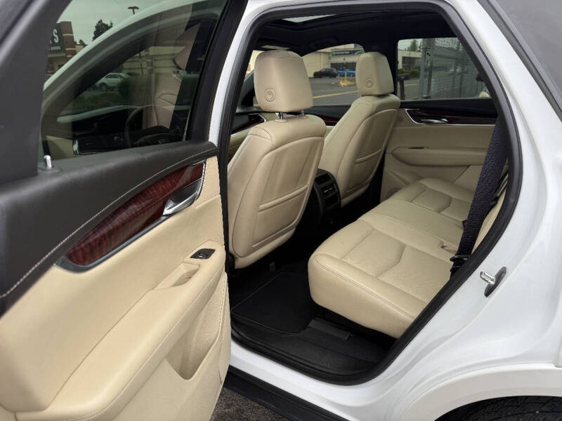 2017 Cadillac XT5 Luxury