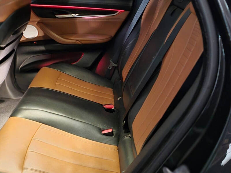 2015 BMW X6 xDrive50i