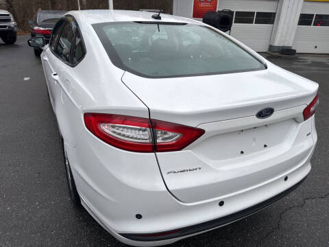 2015 Ford Fusion SE
