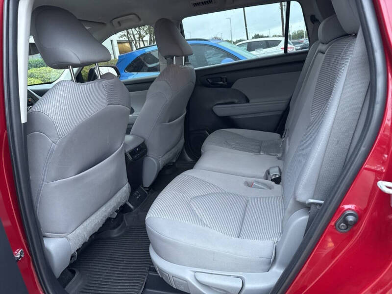 2023 Toyota Highlander L