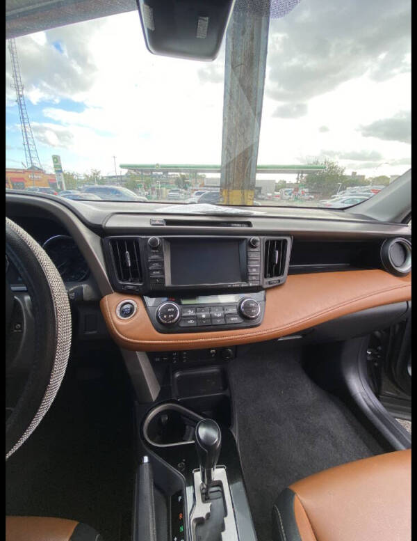 2017 Toyota RAV4 Limited