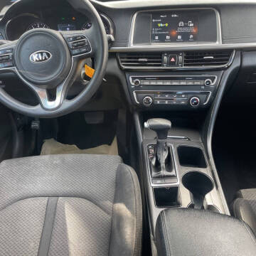 2018 Kia Optima LX