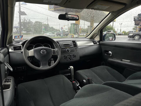 2012 Nissan Versa 1.8 S
