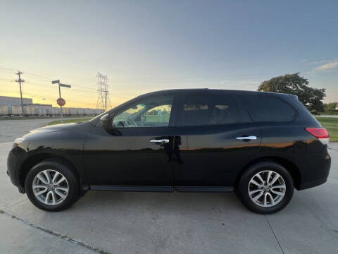 2014 Nissan Pathfinder S