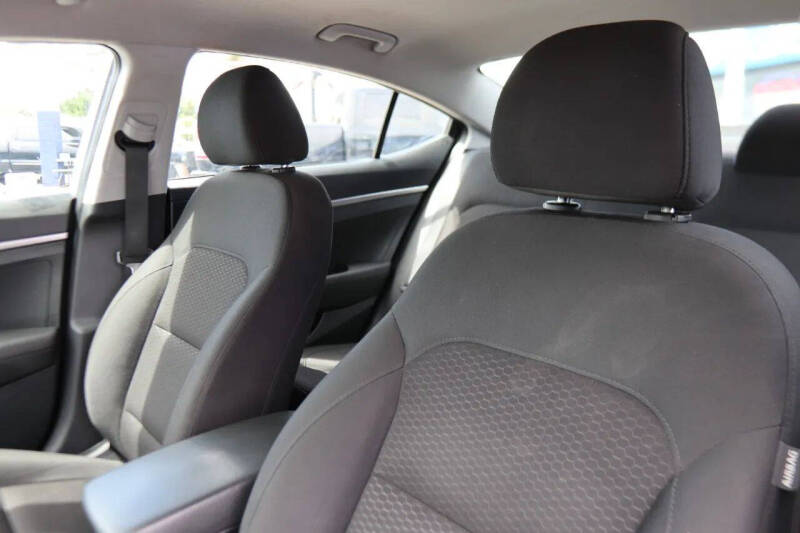 2019 Hyundai Elantra