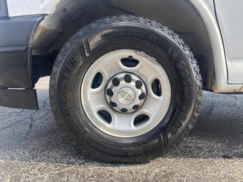 2021 Chevrolet Express 2500