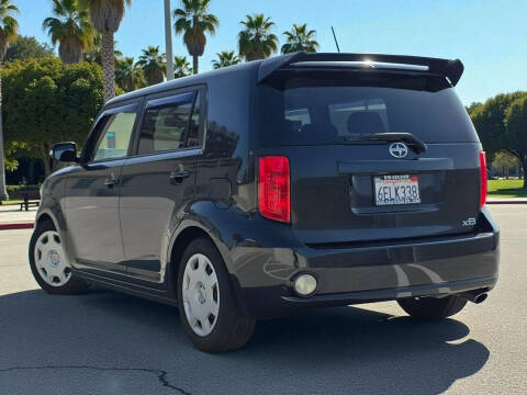 2009 Scion xB
