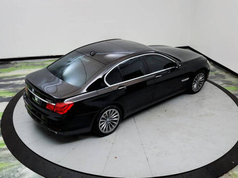 2012 BMW 7 Series 740i