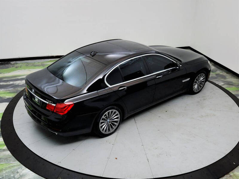 2012 BMW 7 Series 740i