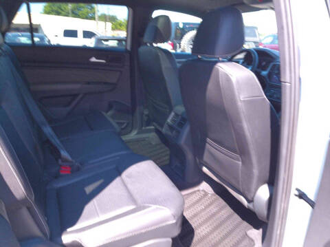 2021 Volkswagen Atlas Cross Sport V6 SE R-Line