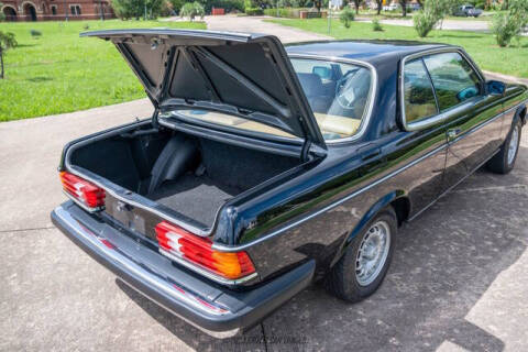 1982 Mercedes-Benz 300-Class 300 CD