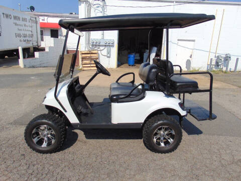 2016 E-Z-GO TXT for sale at CR Garland Auto Sales in Fredericksburg VA