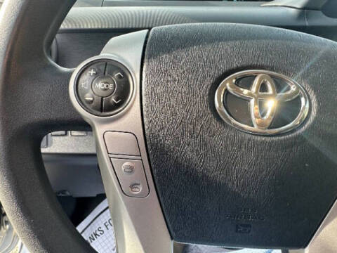 2014 Toyota Prius c Three