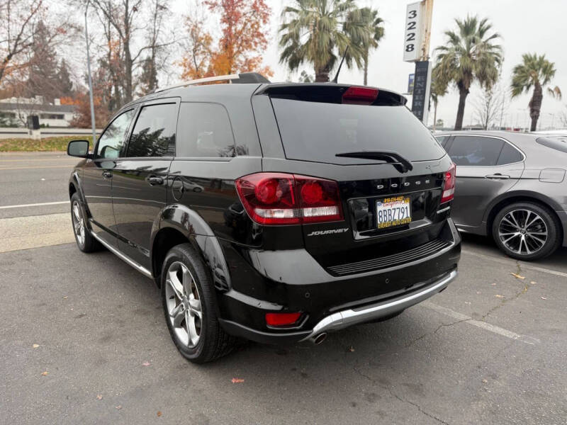 2017 Dodge Journey Crossroad Plus